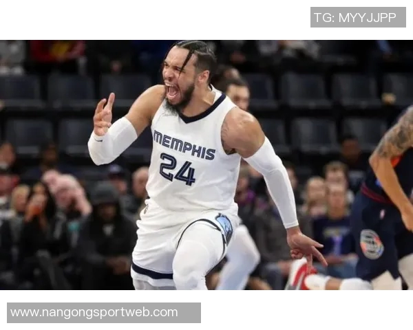 狄龙首节表现抢眼出战9分钟贡献7分助力球队进攻火力提升